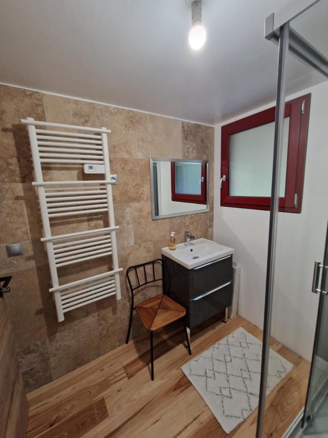 Chalet De La Foret 1 A 6 Pers Saint-Sauveur  Экстерьер фото