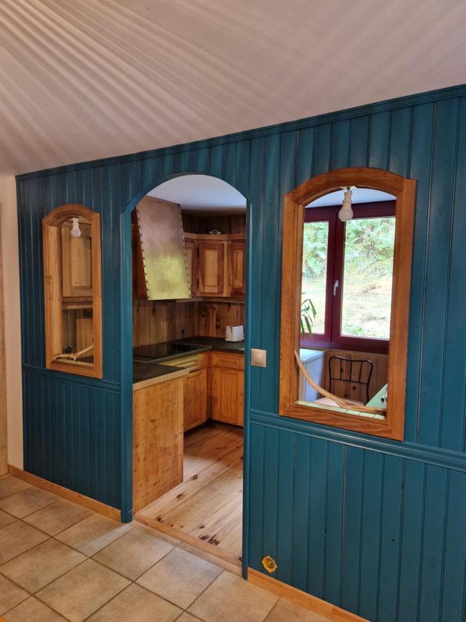 Chalet De La Foret 1 A 6 Pers Saint-Sauveur  Экстерьер фото